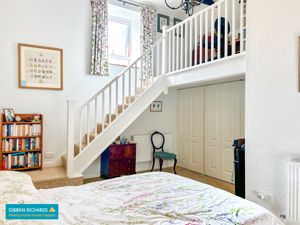 Bedroom- click for photo gallery